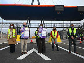Ministros de la Mujer y Obras Públicas lanzan convenio para difundir en carreteras canales de orientación para mujeres que están viviendo violencia