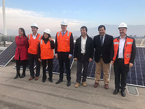 Ministerio de Obras Públicas y Nuevo Pudahuel impulsan proyecto de energía solar en el Aeropuerto AMB de Santiago