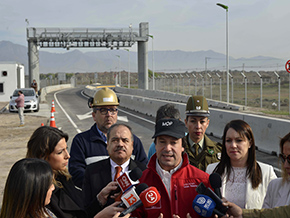 Subsecretario de Obras Públicas inaugura nuevo acceso vial al Aeropuerto de Santiago que conectará con comunas del sector norte