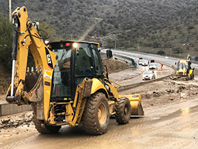 Ministro Moreno entrega reporte de obras de emergencia por intensas lluvias en la zona centro sur del país
